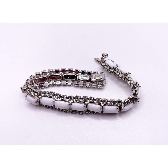 Kramer Of New York Tennis Bracelet Silvertone Milk Glass Rhinestone Vintage 7" - Picture 3 of 9